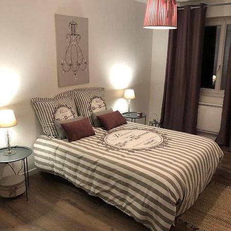 Logement A Brive Proche Centre-Ville Et Campagne - Climatisation, Wifi, Coin Exterieur Et Parking Prives מראה חיצוני תמונה