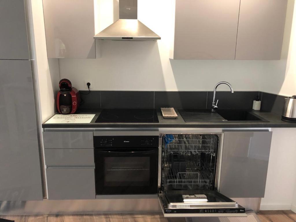 Logement A Brive Proche Centre-Ville Et Campagne - Climatisation, Wifi, Coin Exterieur Et Parking Prives מראה חיצוני תמונה